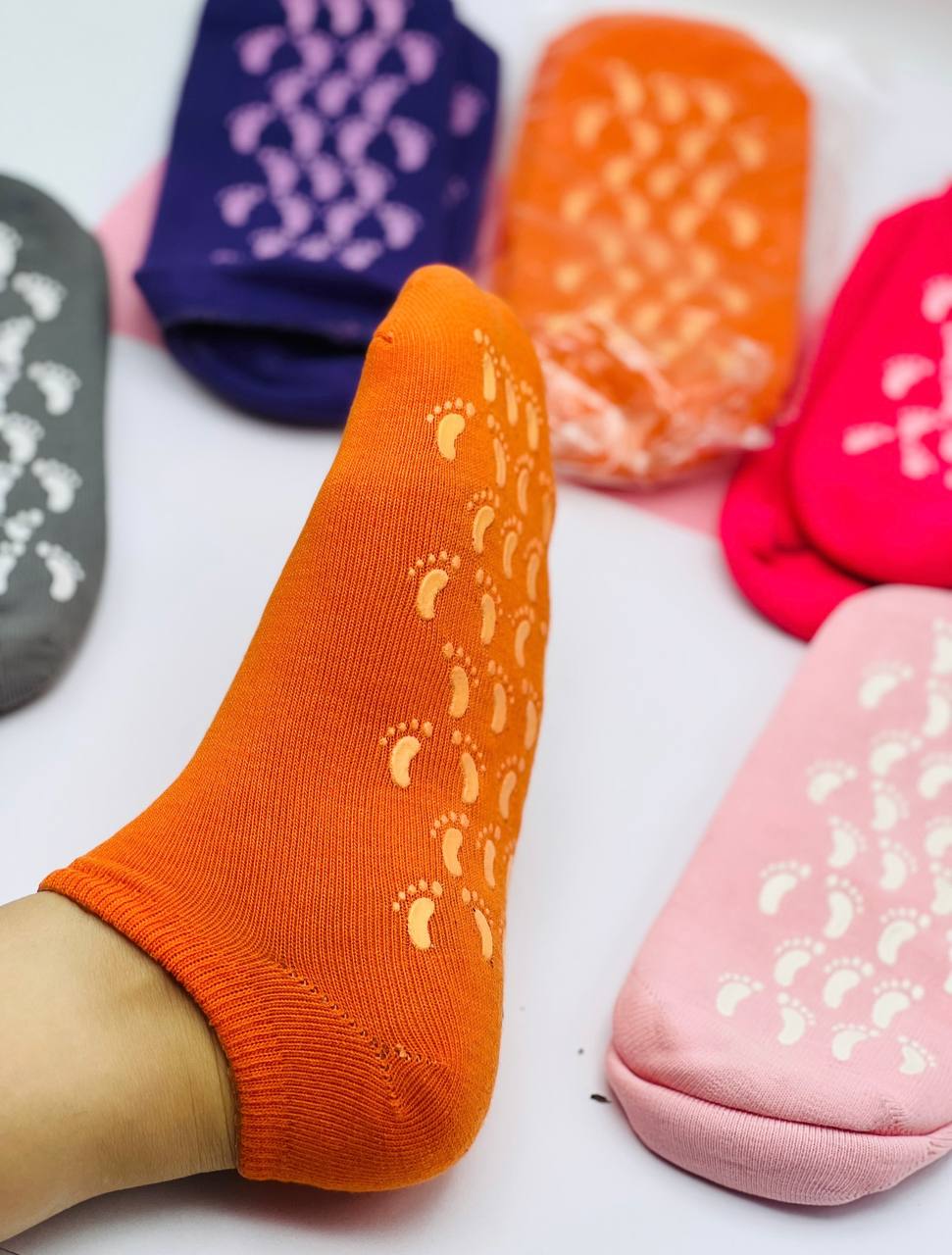 جوراب ضد ترک پا سیلیکونی وارداتی اصلی | خرید جوراب سیلیکونی طبی