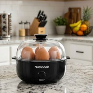 تخم مرغ پز نوتریکوک مدل EC207ME با بدنه پلاستیک
